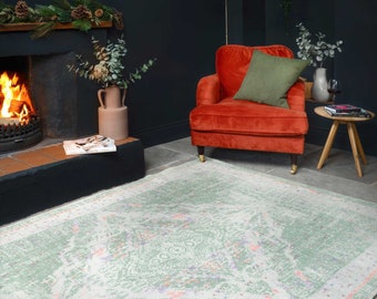 Green Cream Distressed Medallion Living Room Rug Traditional Medallion Multicolour Washable Non Slip Carpet