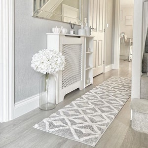 Grey White Geometric Runner Rug Scandi Aztec Bedroom Living Area Rugs Soft Boucle Shaggy Mat