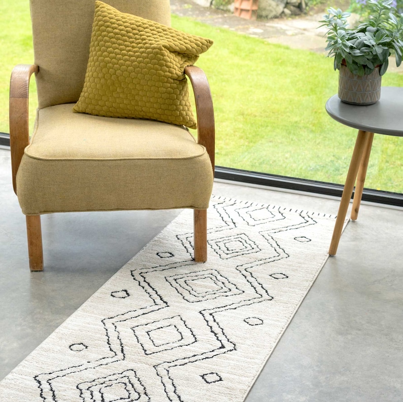 Alfombra bereber marroquí suave y acogedora, alfombra grande para sala de estar, alfombra larga para pasillo, alfombras geométricas aztecas negras y Beige imagen 7