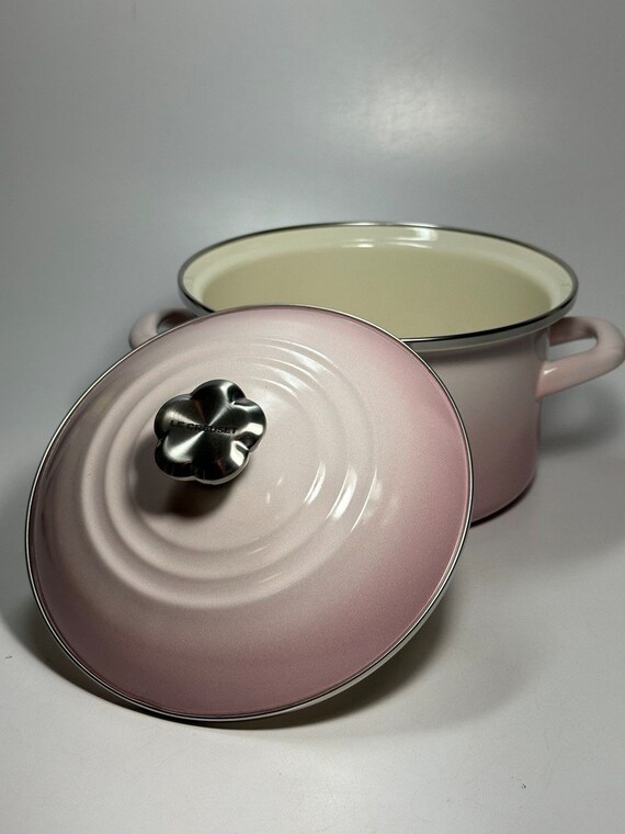 Le Creuset Shell Pink Enameled on Steel Stock Pot 3 Qt / 18 Cm Ombre Pink Stock  Pot Casserole NIB 
