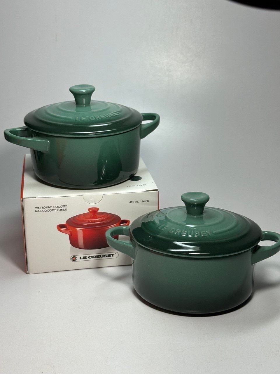 Le Creuset Olive Branch Signature 5.25 qt. Artichaut Soup Pot