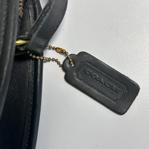 Vintage Coach Brighton Black Leather Crossbody Bag Adjustable Strap ~ Medium ~ USA ~ Excellent Vintage Condition image 3