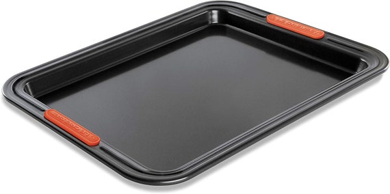 Le Creuset Toughened Non-stick Bakeware Cookies Sheet Tin Swiss