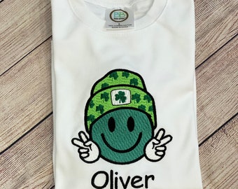 Besticktes Personalisiertes St. Patrick's Day Kindershirt