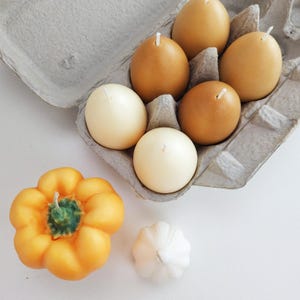 Handmade Egg Candle: Easter Decor, Scented Soy Wax Candle