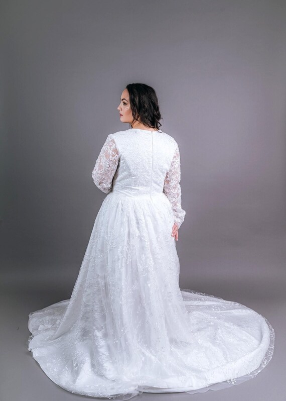 Plus Size Lace Wedding Gown, Long Sleeves, Round Train, Custom Made - Etsy