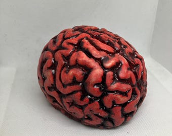 Human Brain Zombie Food Horror Statue Halloween Prop Macabre Weird