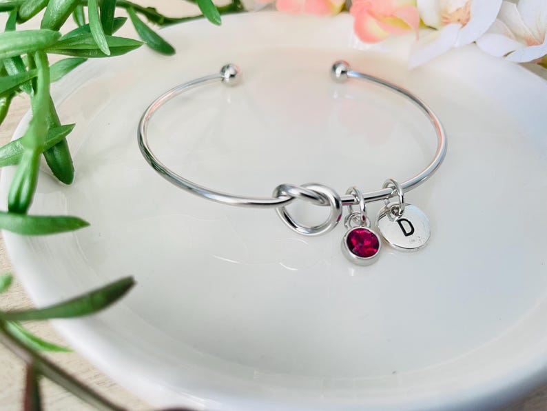Personligt silverarmband med vänskapsknut, vänskapspresent, bröllopspresenter, brudtärnepresenter, födelsedagspresent till dotter, födelsedagspresent till vän bild 2