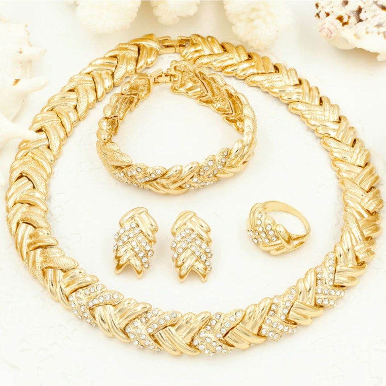 Gold Fashion Set Bridal Jewelry 4 in 1  Gold Wedding image 2