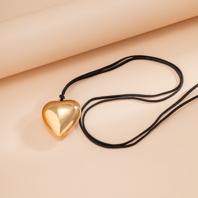Goth Black Velvet Big Heart Pendant Choker Necklace Choker Necklace for Women Amour Necklace Dainty Gold Silver Tone Heart Pendant image 6