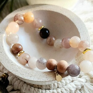 Natural Gemstone Essential Oil Diffuser Bracelet Natural Healing Crystal Aromatherapy Accessory Wooden Bead Wellness Jewellery Gift