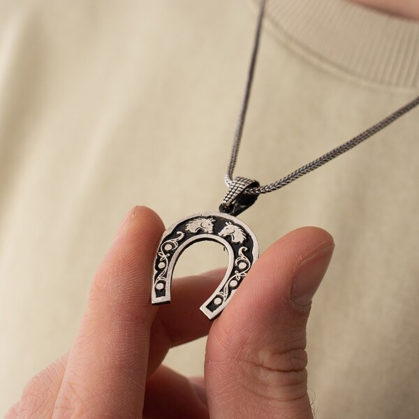 Horseshoe Necklace Etsy