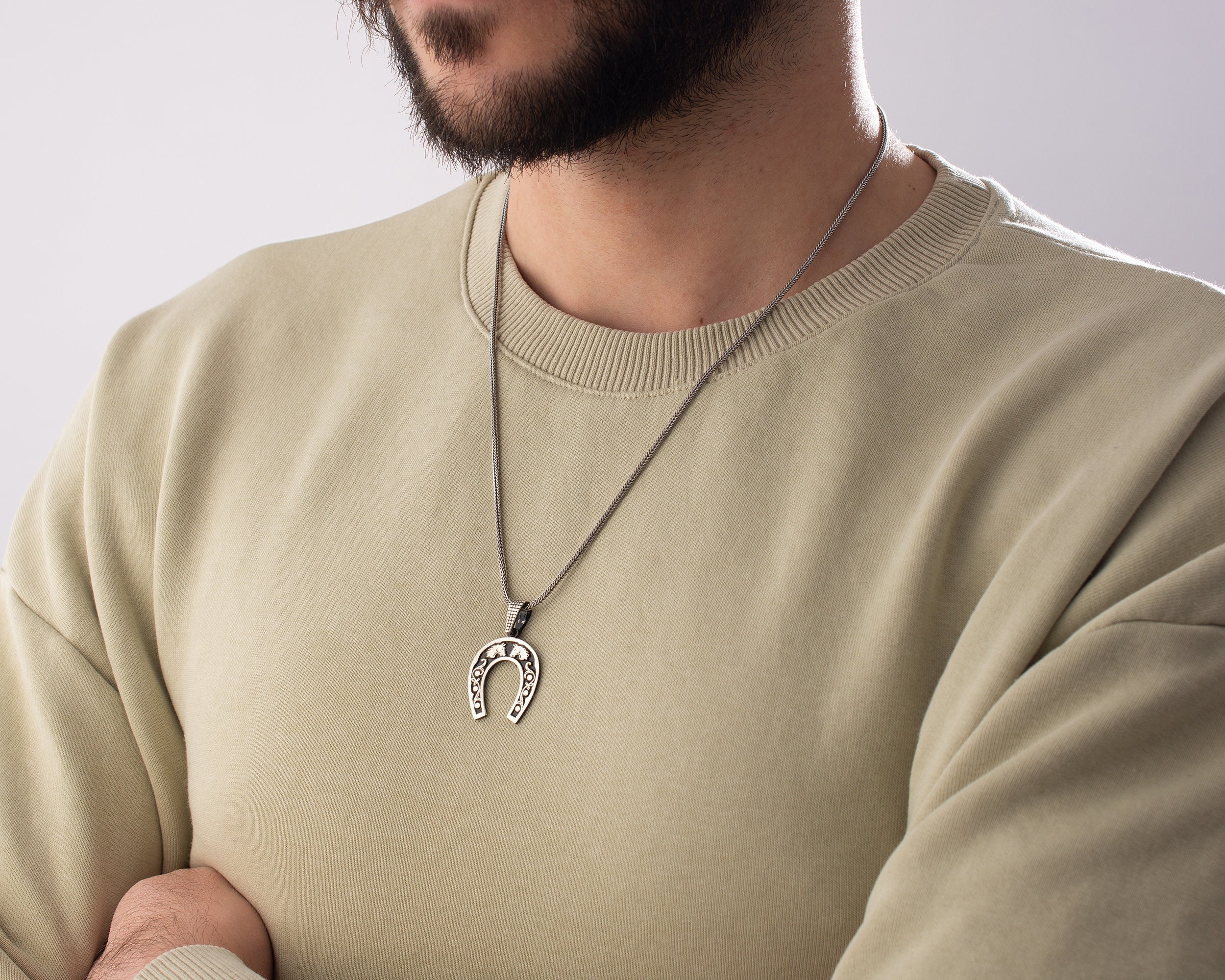 Horseshoe necklace mens deals