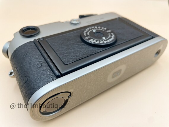 Leica Leitz M6 Titanium Rangefinder Camera Body Ostrich/emu Leica Leitz M6 Titanium Rangefinder Camera Body Ostrich/emu