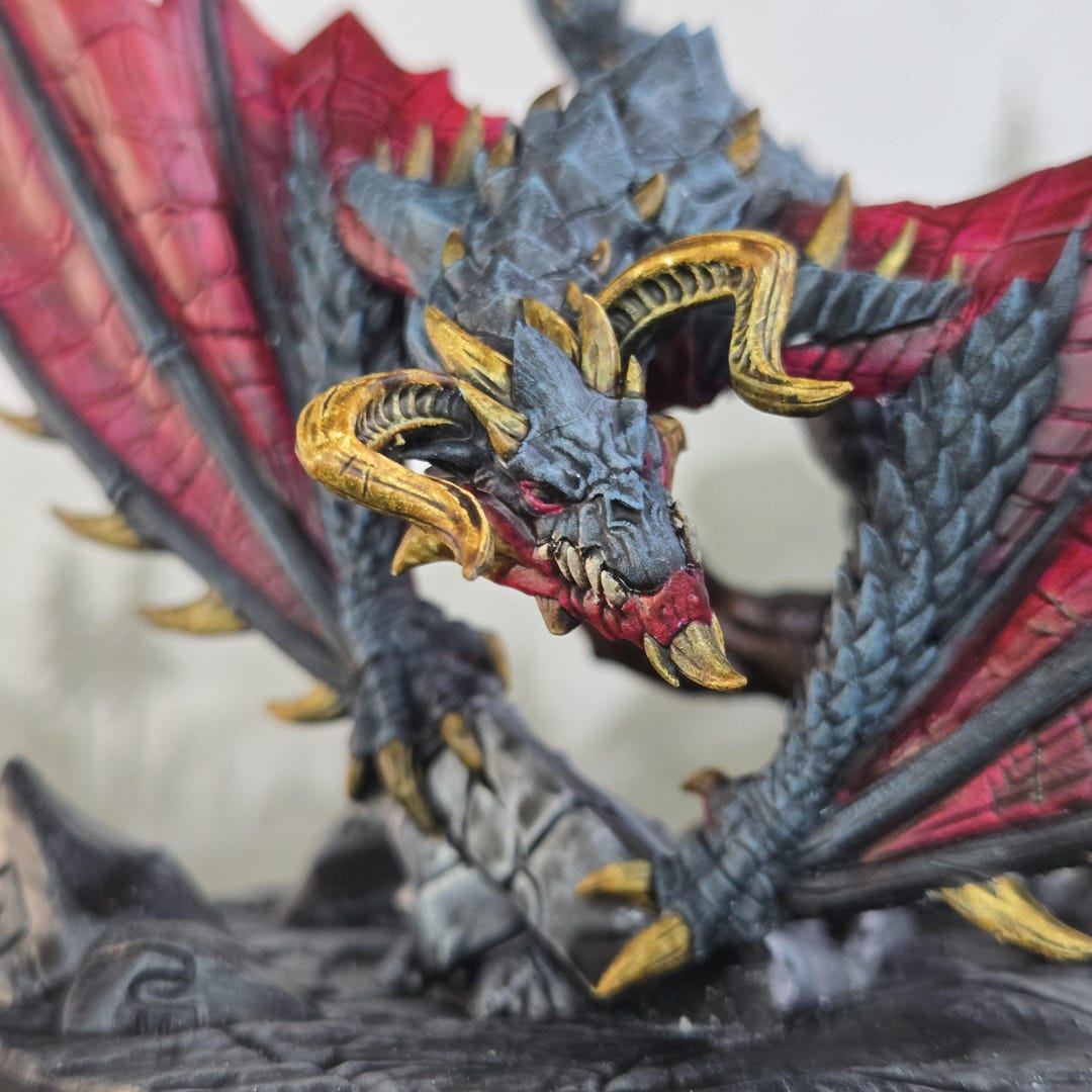 Wyvern Black Dragon on 100mm Base Painted Miniature Dungeons &