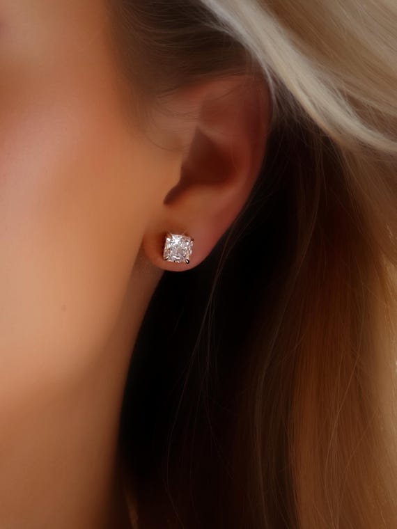Boucles D'oreilles Clous Princesse En Zircon Cubique (CZ) - Solitaires Argentés - Neuf Sans Emballage