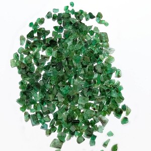 500 pcs Raw Emerald , Rough Emerald 2mm 4mm Approx , Rough Gemstone , Emerald Crystal , Emerald Healing , Emerald Untreated Rough