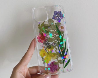 Gepresste Blumen Handytasche mit Schmetterling Glitzer, Blatt Handyhülle, iPhone 11 12 13 pro max Hülle, Handgemachte bunte Floral Hülle