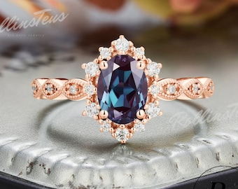 Bague de fiançailles en alexandrite de forme ovale, bague de halo en pierre avec changement de couleur, bague en grappe de moissanite, cadeaux d'anniversaire, bague de mariage, bague faite main