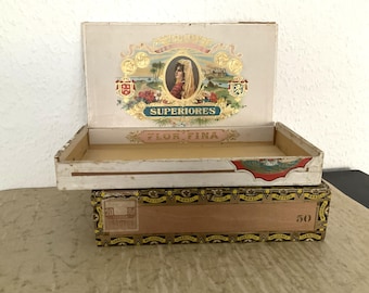 Vintage: alte Zigarrenkisten aus Holz, "La Violeta" und "Burg Sternfels", etwas für Sammler