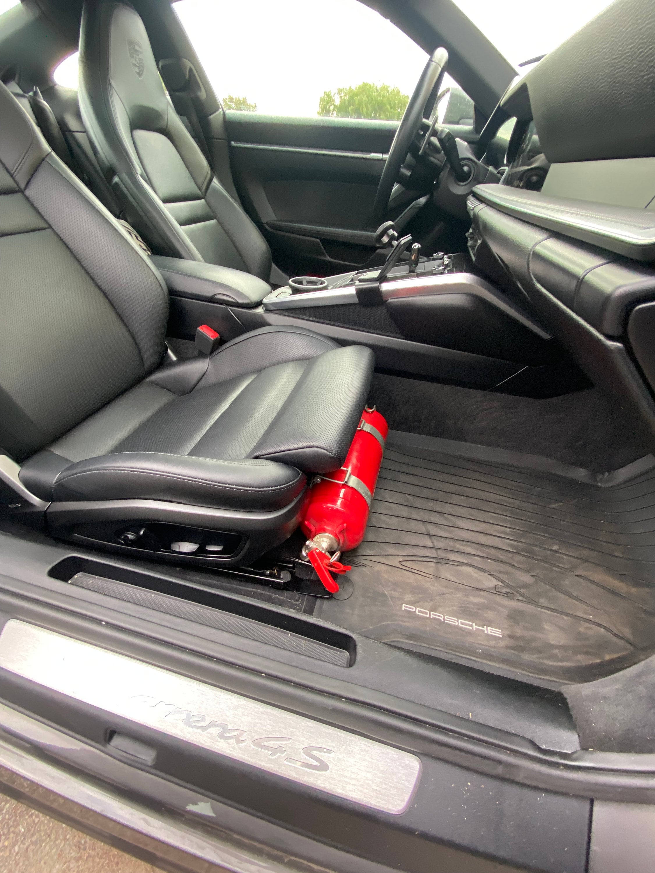 ポルシェ911 992に適合する消火器ブラケット - Etsy 日本