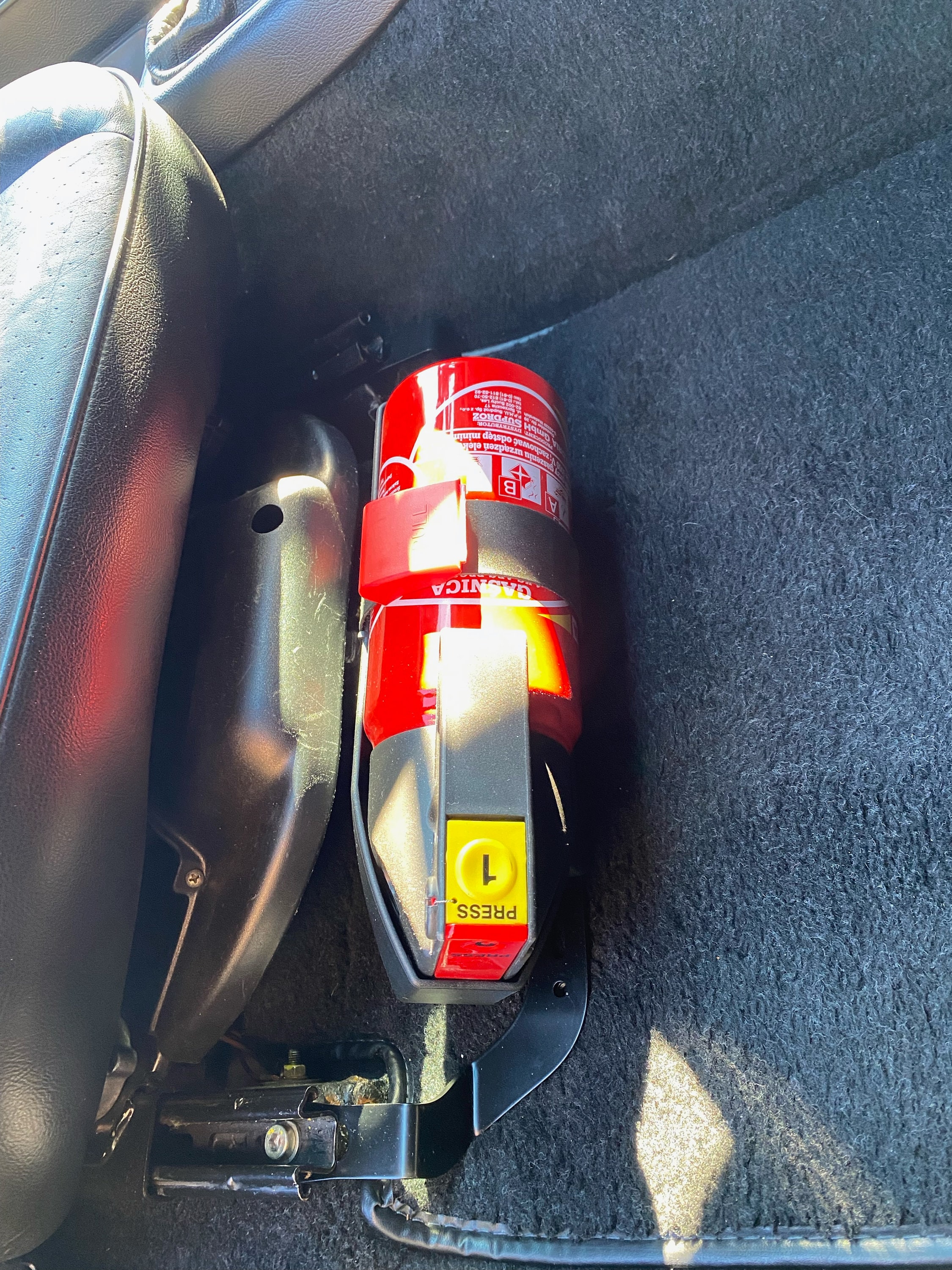 ポルシェ911 964に適合する消火器ホルダーブラケット - Etsy 日本 ポルシェ911 964に適合する消火器ホルダーブラケット - Etsy 日本