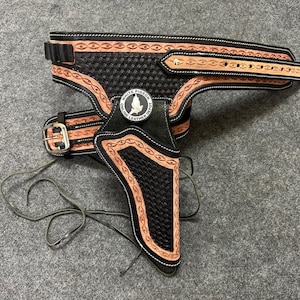 カウボーイアクションカートリッジベルト 弾薬ホルスター付き コルトサスリグ .22 .357 .38 .44 .45 & 12ゲージ