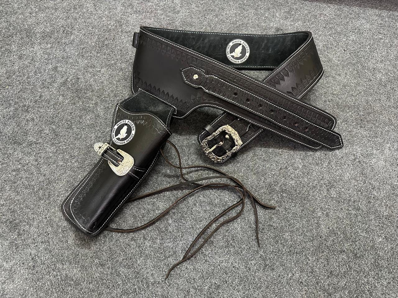 Western Leder Patronengürtel Munitionsschlaufen Revolver Holster Cover Colt Sass Rigs Cowboy Holster .22 .32 .357 .44 .38 .45