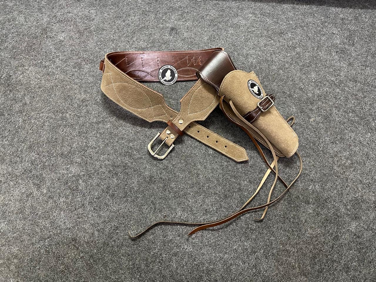 クリント.イ一ストウッドが ”荒野の用心棒