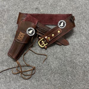 ウエスタンレザーカートリッジベルト 弾薬ループ リボルバーホルスターカバー コルトサスリグ カウボーイホルスター .22 .32 .357 .44 .38 .45