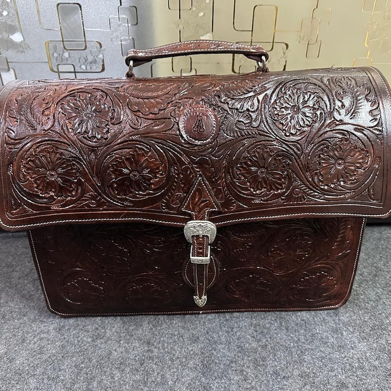 Laptoptasche und Messenger Bag im Westernstil, handgeschnitztes Vollnarbenleder