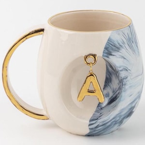 Caneca de cerâmica personalizada com letra, caneca de café e chá expresso personalizada com monograma, caneca de cerâmica personalizada detalhada em ouro 24K