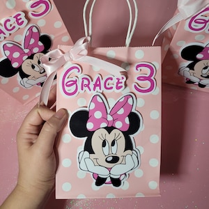 Personalized Minnie Mouse favor bag / Minnie Mouse candy bags / Minnie Mouse party / Minnie Mousse party decorations / Minnie