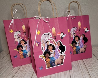 Encanto favor bags | candy bags | Encanto candy bags | Encanto Mirabel goodie bags | Encanto custom party bags | Birthday Encanto