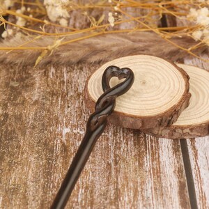 Handgemaakte OMKEERBARE enkele houten haarstok donkerzwart met verschillende ontwerpen/haarvork/zwarte sandelhout haarstokken/moederdagcadeau afbeelding 2