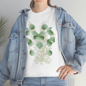 Cottagecore Vintage eucalyptus and fern T-Shirt. Featuring a whimsical twine rope knot | vintage bouquet |