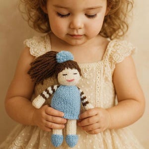 Strickpuppe handgefertigt handgemacht -Unikat- Kuschelpuppe aus Baumwolle -handgemachtes Baby Geschenk - Taufgeschenk Mädchen - kinder