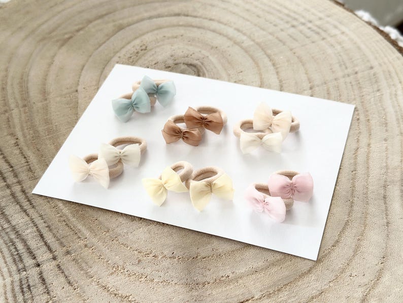 neugeborenen Fotografie,fotoshootings outfit,stirnband baby,Haarschmuck kleinkind,geschenk zur taufe,Kopfschmuck blumen,Haarschleife Baby ,haarband baby taufe weis,trockenblumen Gänseblümchen,blumen kranz haare,hochzeit haar accessoires,mädchen outfit,haarreif Kinder