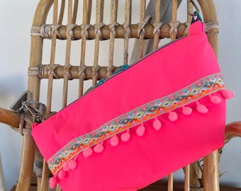 Softshell handbag with strap