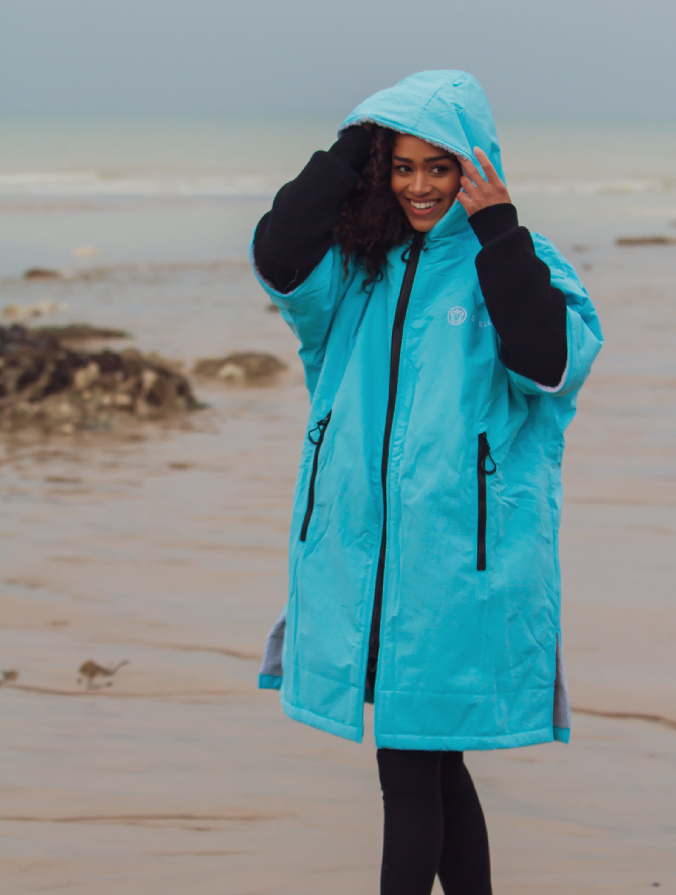 Fleecelined Changing Robe Lightweight, Quickdrying, Cozy and Warm