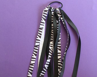 Zebra + Schwarz Lenkerfransen für das Kinderfahrrad, bunte Bänder, Quasten, Lenkerdekoration, Fahrrad Zubehör, Steamer