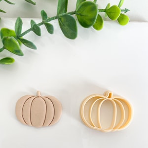 Kürbis-Ausstechform | Ausstechform aus Polymerclay | Ausstechform aus Ton | Ausstechform aus Fimo | Ausstechform mit Quaste | Ausstechform aus Ton