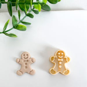 Cortador de galletas con forma de hombre de jengibre | Cortador de galletas de arcilla polimérica | Cortador de arcilla | Cortador de galletas de arcilla Fimo | Cortador de galletas con borlas | Cortador de arcilla