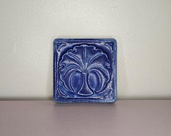 Ceramic Pewabic Detroit Botanical Plant Pewabic Tile - Cobalt Blue Cottagecore