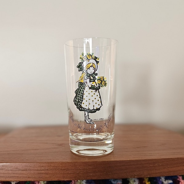 Vintage RARE Holly Hobbie Glass "Love is the nicest gift of all" Drinking Glasses 5 1/2" Yellow and Green Floral Girl