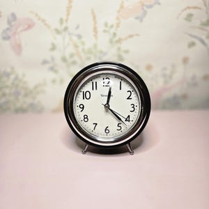 Vintage Style Westclox Black Metal Alarm Clock – Mid Century Retro Desk Clock, Working Tabletop Timepiece, Collectible Home Décor