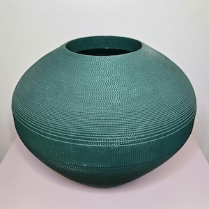 Vintage Flute Chicago Corrugated Cardboard Vase • 1980s Hunter Green Sculptural Vase • Large Textured Modernist Decor • 13.5” Round Art Vase