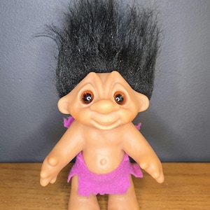 Vintage 1977 Thomas Dam TROLL - 6&quot; Doll - Made in Denmark Downward Ears Black Hair