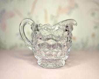 Crémier en cristal Fostoria - élégant pichet en verre américain vintage - Cube/motif cube losanges - Articles de bar et décoration de table à collectionner