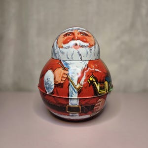 Vintage 1980 Cheinco Roly Poly Santa Claus Tin – Christmas Tobacco Jar Holiday Collectible Retro Santa Decor 8&quot;